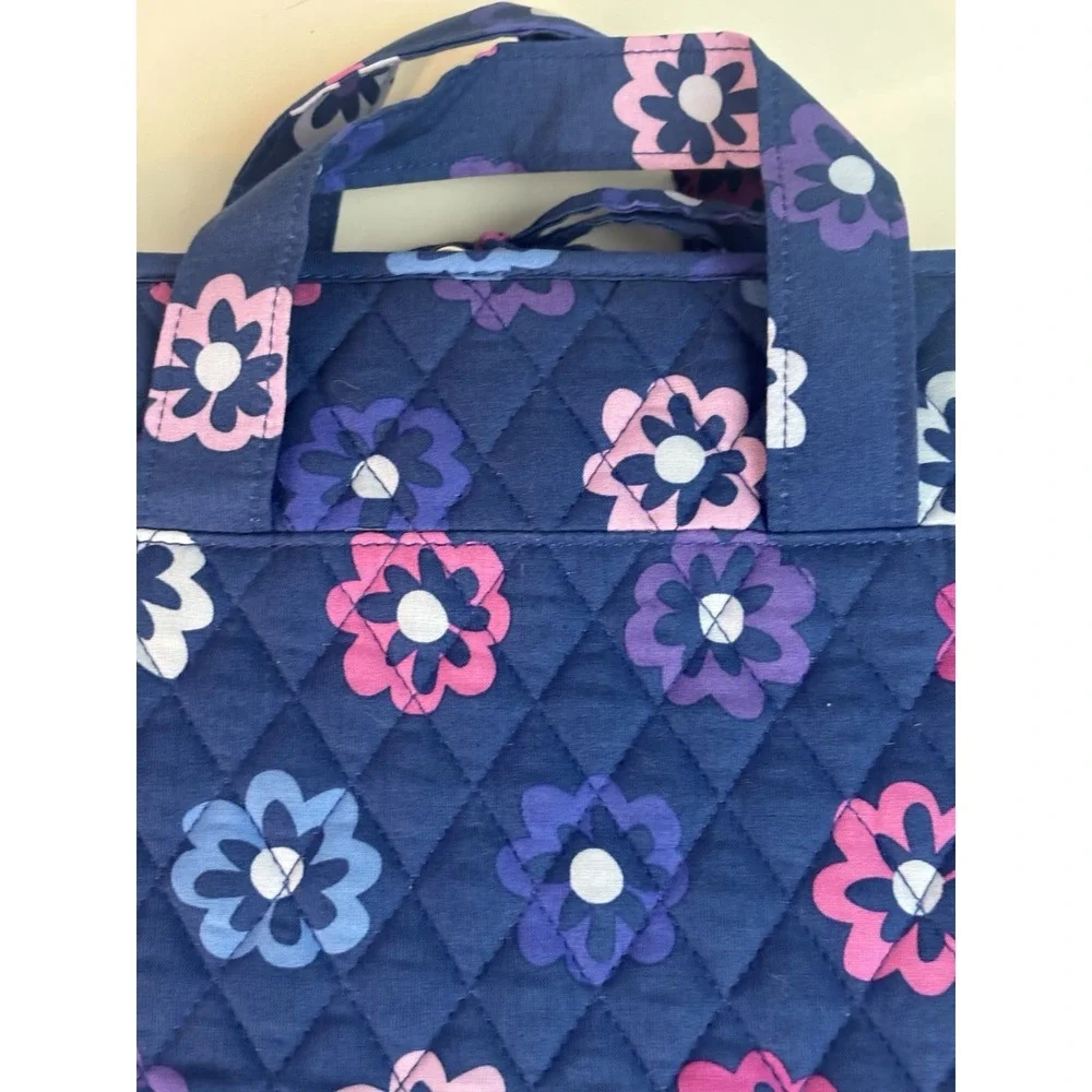 VERA BRADLEY Hanging Organizer Cosmetic Case - Ellie Flowers - Blue - Purple